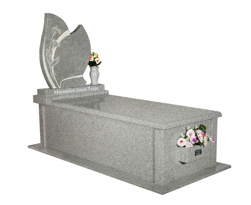 Lápida nº 42 - Con escultura
